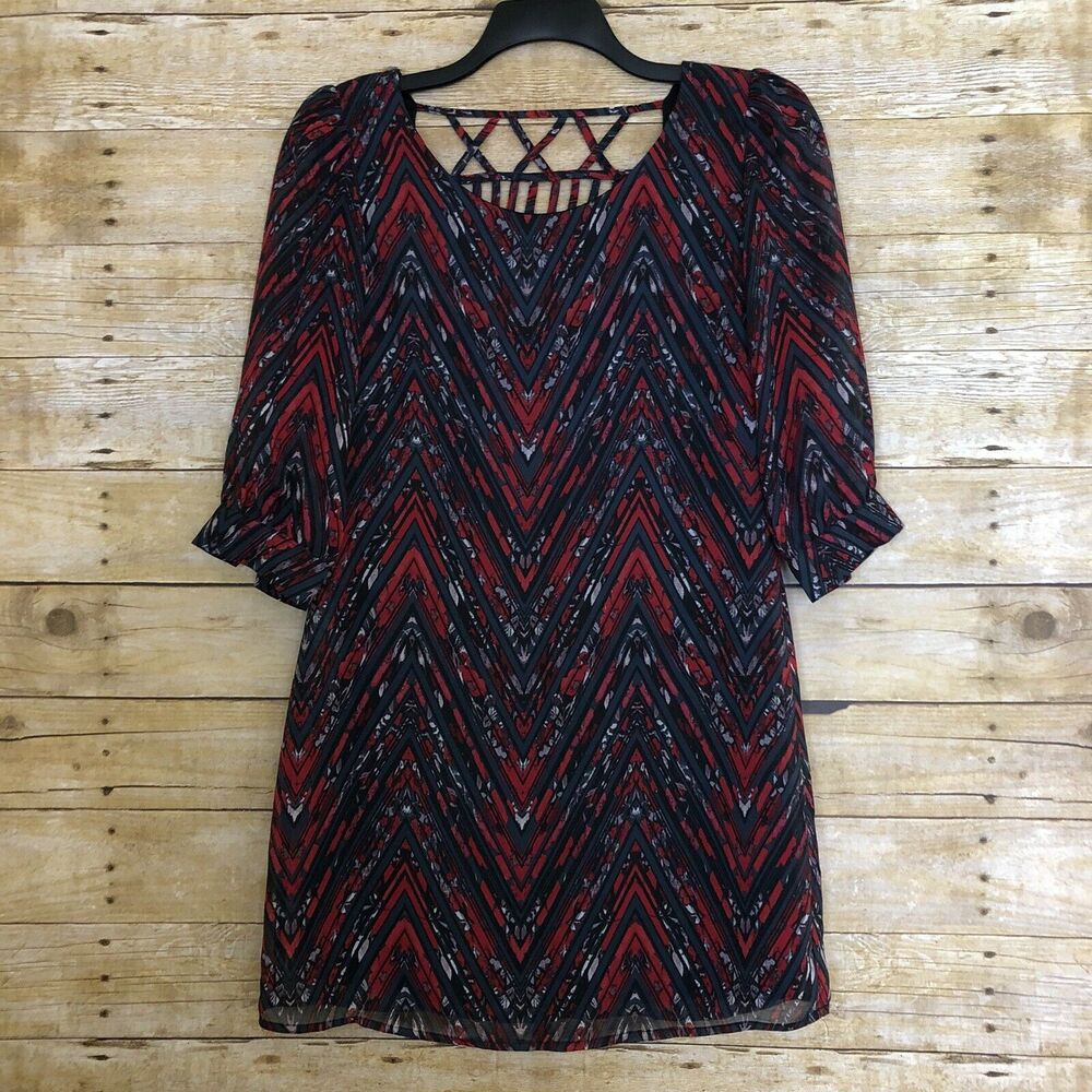 Want And Need Red & Black Lattice Back Shift Dress - Size Small - Chevron Print